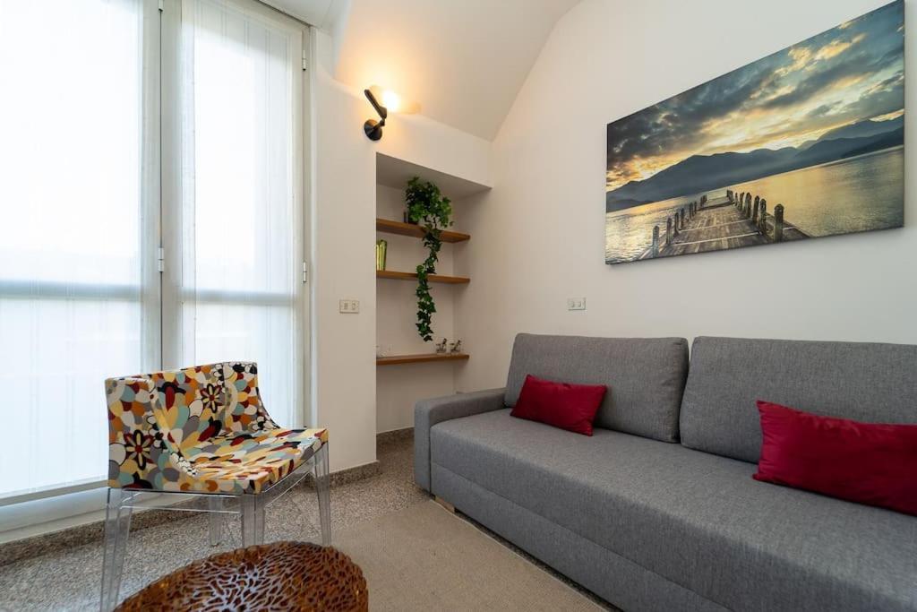 5 Giornate Apt Con Terrazzo E Garage Privato — Photos 1